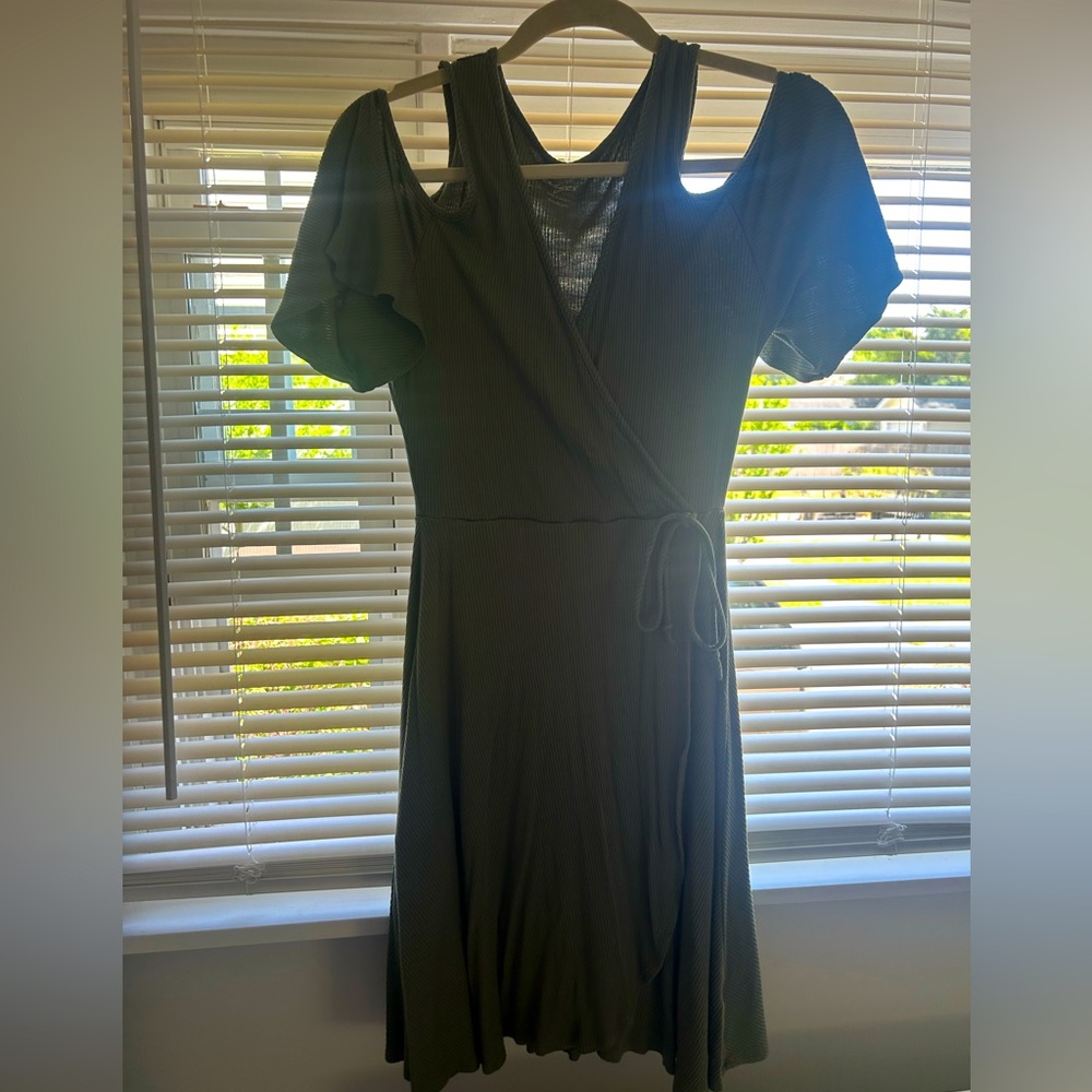 Summer dress, size M, green dress